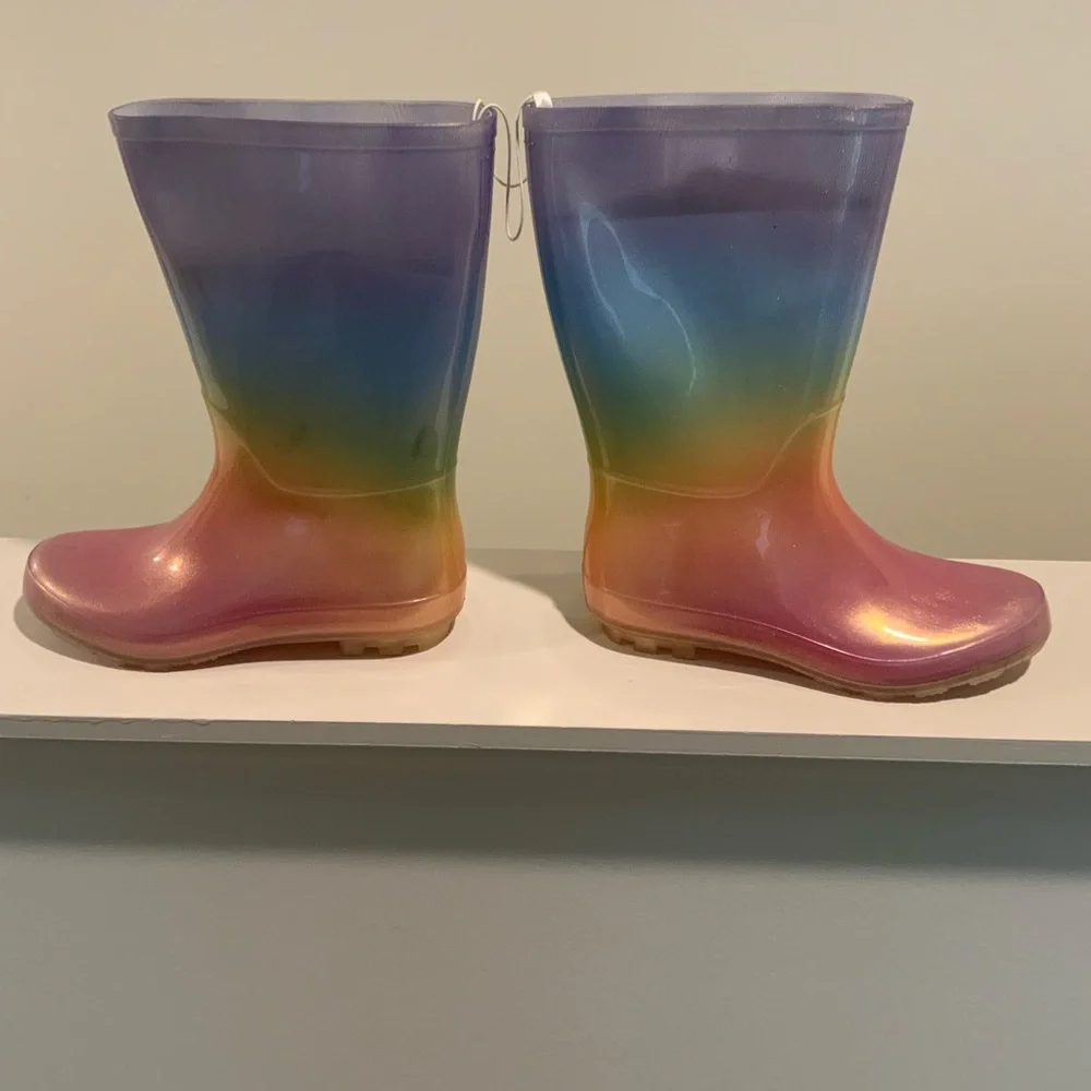 Cat & Jack Kids Rainbow Rain Boots